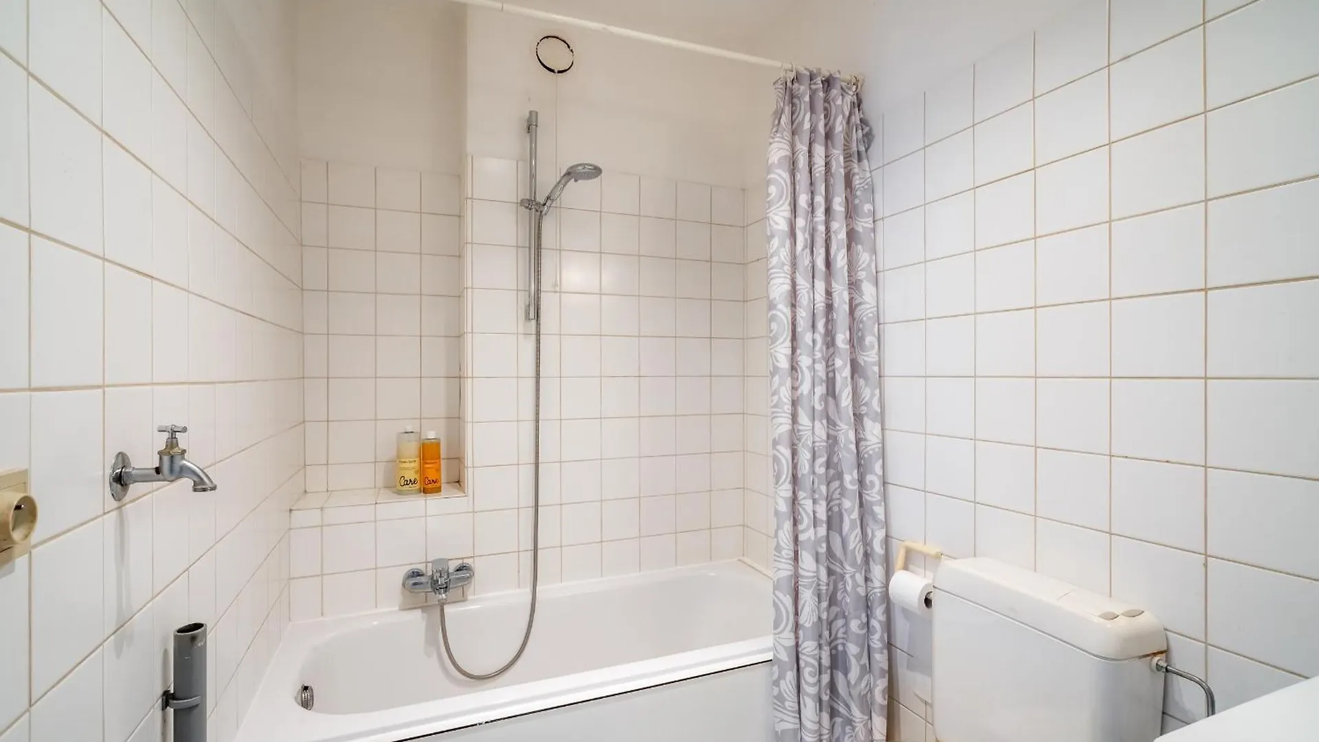 Bright And Central Antwerp Apartments
